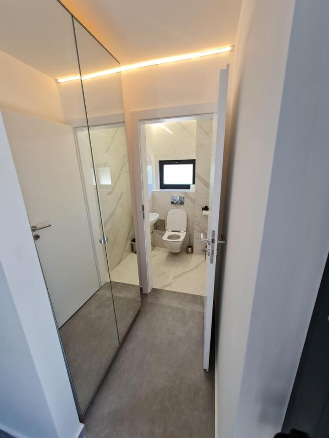 Spa Apartment Vito Vodice Exterior foto